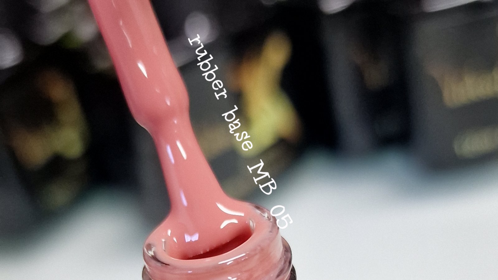 Цветна база – Rubber Base MB05