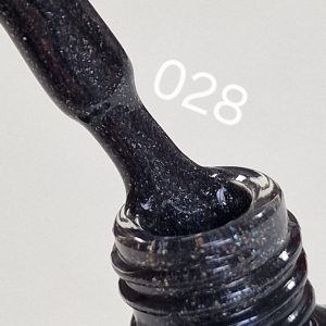 028