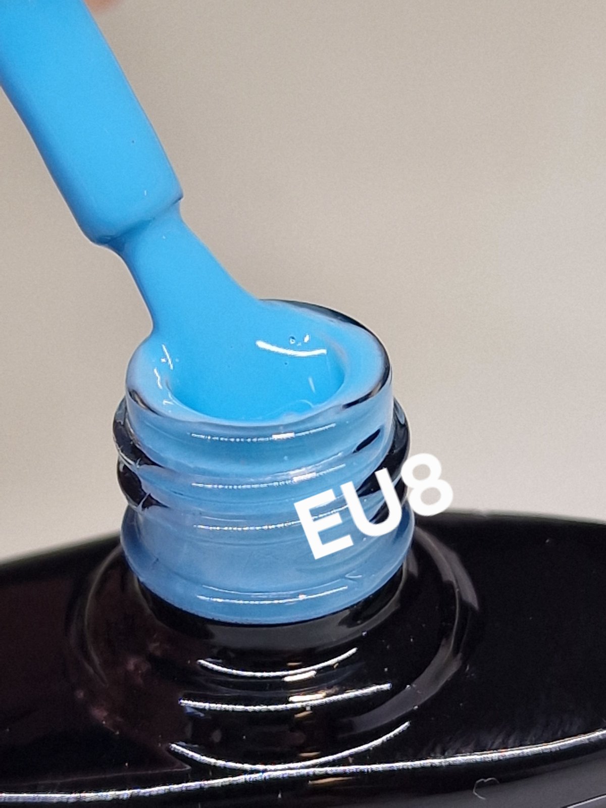 EU8